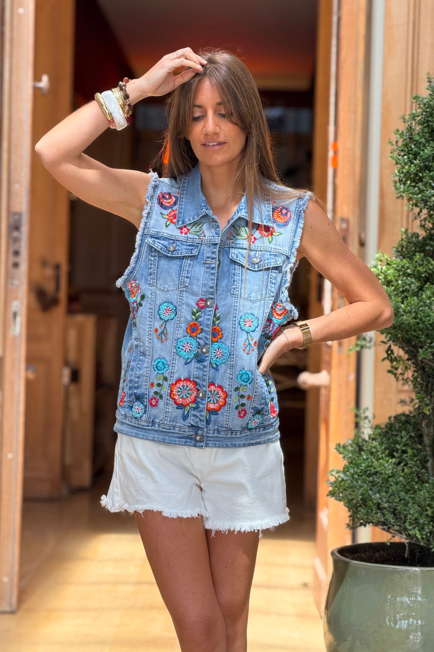 Blue jean Embroidered Flowers Denim Vest