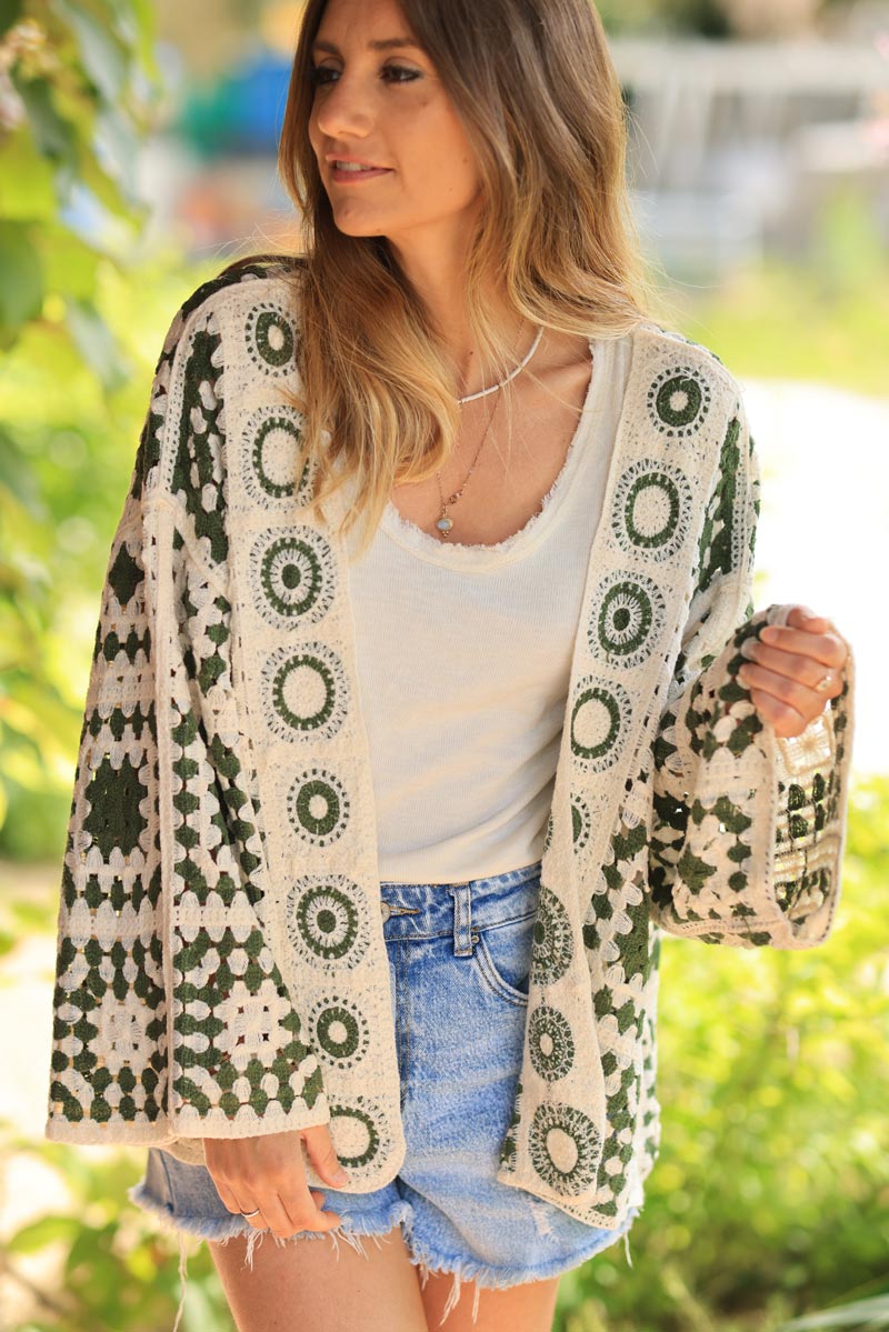 Ecru and khaki crochet cardigan with peruvian pattern