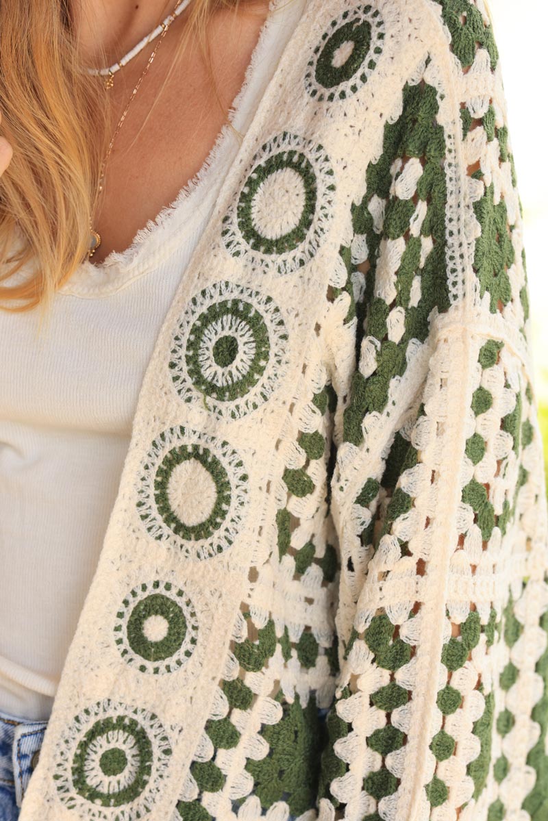 Ecru and khaki crochet cardigan with peruvian pattern