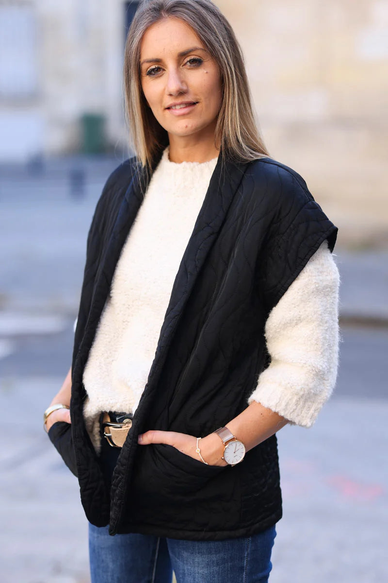 Veste noir matelassée vagues sans manches toucher soie