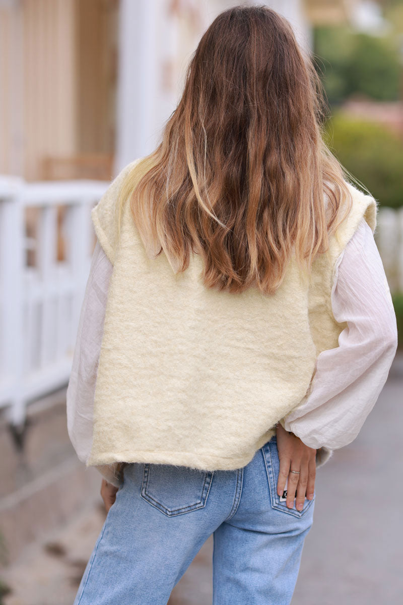 Veste sans manches beige en feutrine façon laine bouillie avec poches