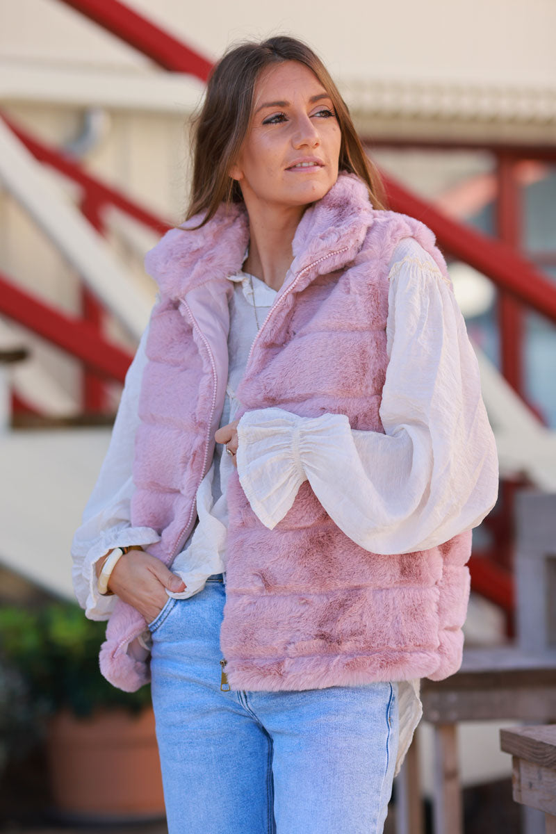 Veste sans manches fausse fourrure rose poudré avec zip