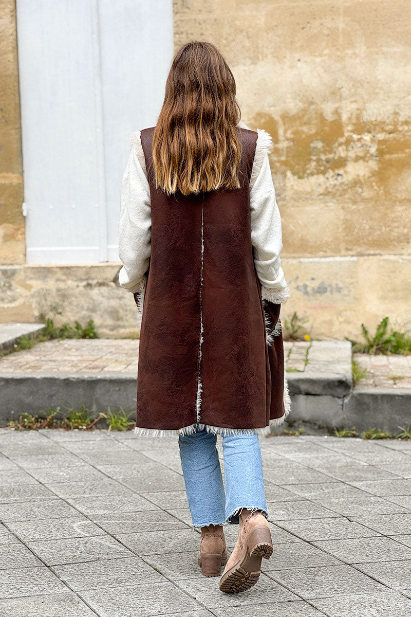 Veste sans manches marron fourrée fausse fourrure