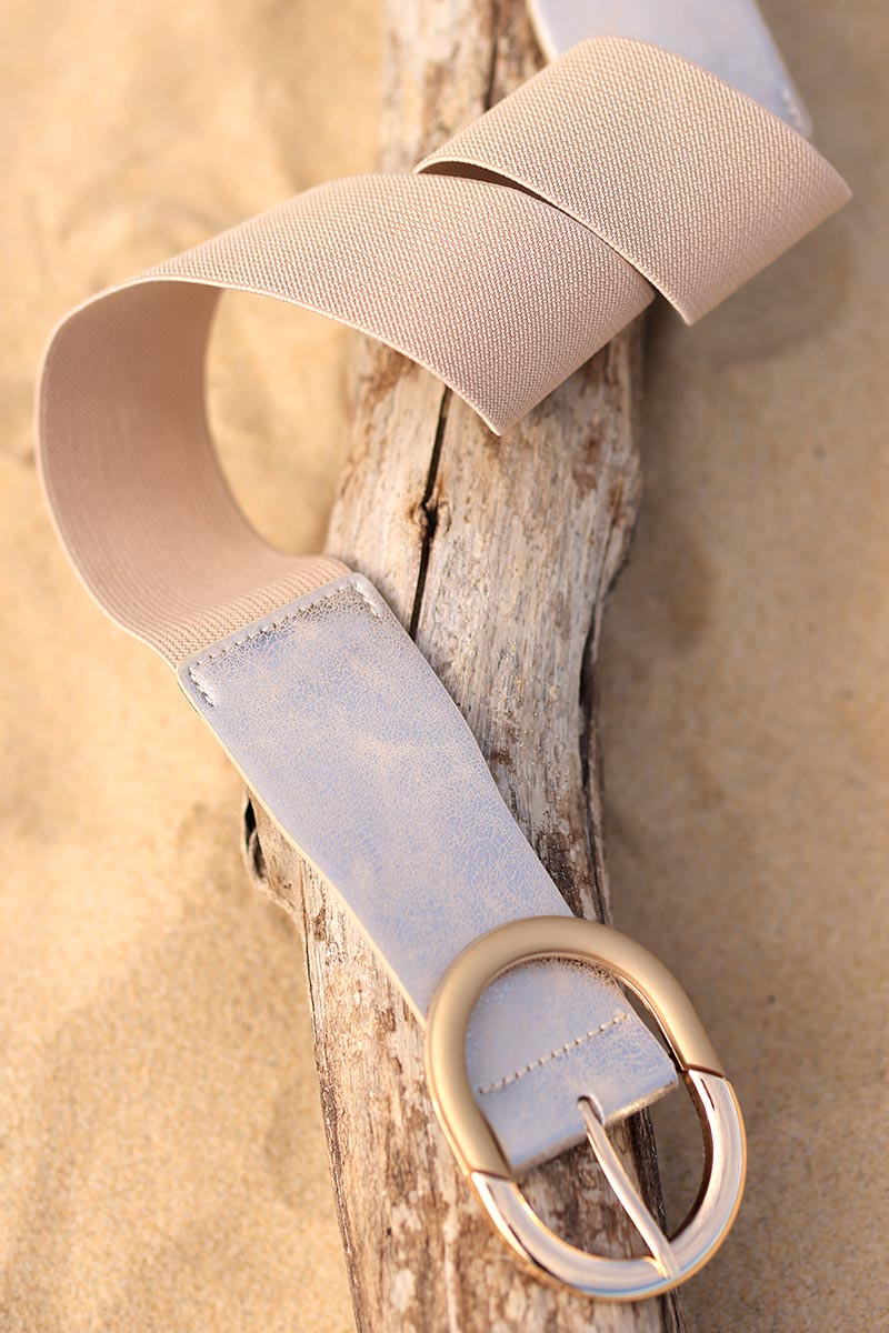 Beige elasticated faux leather belt with gold buckle