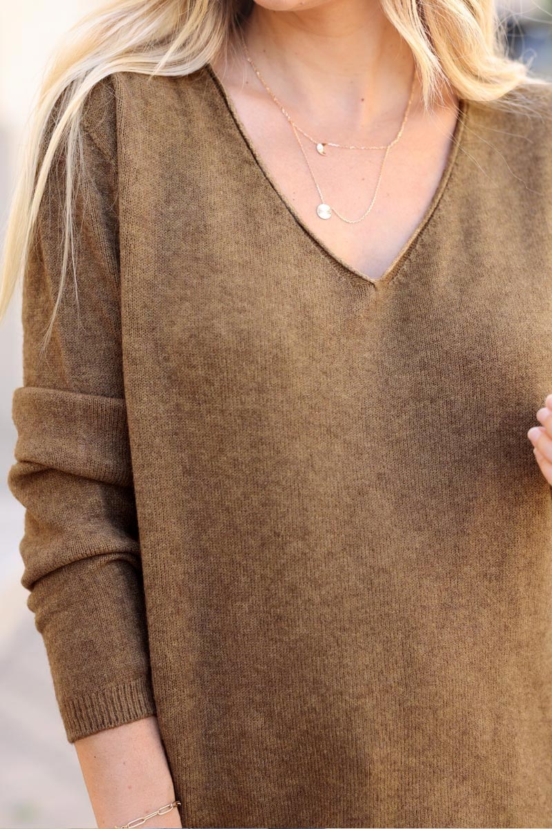 Pull basique tout doux camel col V